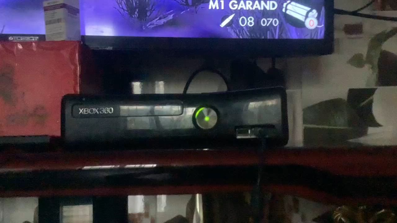 اكس بوكس 360 البيع  بيه 99 العبه السعر 100  وبي مجال  المكان ميسان


**إذا كنت صاحب هذا الإعلان وتريد حذفه لأي سبب، رجاءا أرسل رسالة إلى الدعم الفني**
