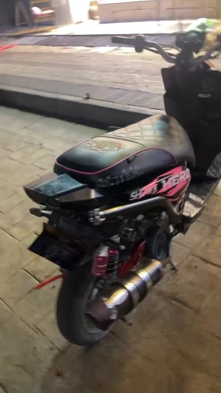 سكنس جبلي للبيع الدراجه كامله وعليها كلجات Wf  وياها الكلجات البلاديه همينه رايدها ب 1600وبيها مجال الي يريد يجي واتساب ***********
