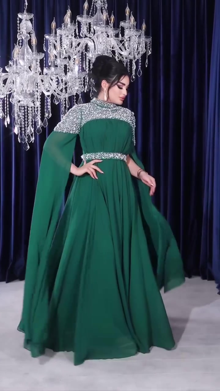 قفطان مغربي 🔥ويرهم فستان مناسبة 🎀
للحجز على واتساب الرقم
***********
السعر ٦٥ الف وتوصيل مجاني الشغل ستراس حراري الأصلي مع تطعيم ليلو
مڪون من  ٢ قطع يكون دبل كلوش وحزام
يلبس من وزن 60 الى وزن 110
 الألوان :-
←احمر
←نيلي
←اسود
←زيتوني
مصطفى
