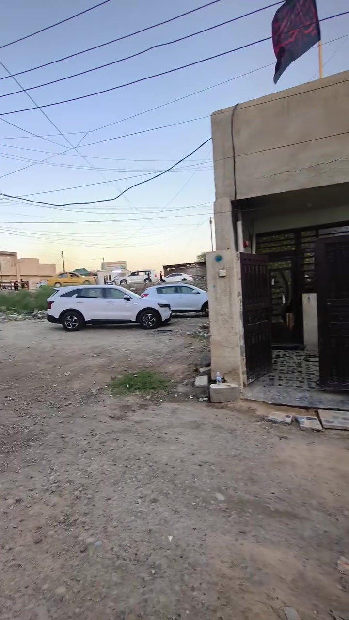 بيت للبيع مقابيل اسواق الورده علا سده مال شارع المعهد  بيت 100 متر واجهه 8 ونزال 12 يحتوي علا 3 غرف نوم وصاله وستقبال وملحقاتهن
( ***********)
بيت للبيع مقابيل اسواق الورده علا سده مال شارع المعهد  بيت 100 متر واجهه 8 ونزال 12 يحتوي علا 3 غرف نوم وصاله وستقبال وملحقاتهن
