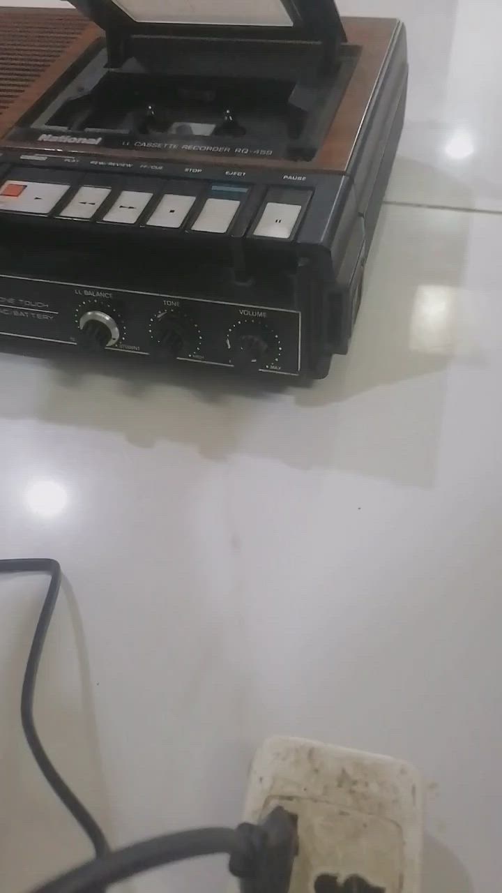 مسجل انتيكا للبيع التفاصيل بالفيديوا السعر75 وبي مجال مكاني الزعفرانيه


**إذا كنت صاحب هذا الإعلان وتريد حذفه لأي سبب، رجاءا أرسل رسالة إلى الدعم الفني**