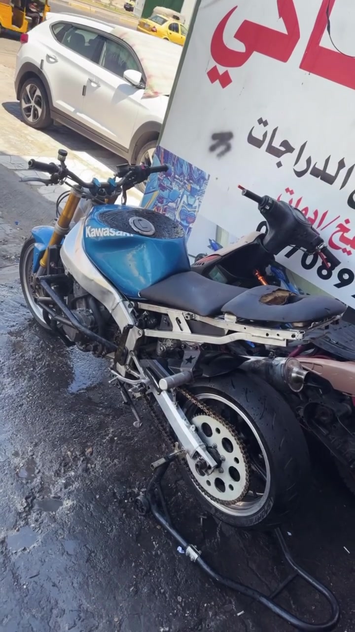 سلام عليكم كاوسكي 2004 مكينه اول كصه شغل يخبل جمرها وطفي وشغل وفحص  لصبح
بيها تزويد شوته k&n  بيها دركه وستيرن ريزومه اصلي بيها عمبار حديث  بكره وزنجيل وبيه قاعده وفج ابو طره وبلادي  دراجه جاهزه تزويد كامل بيه حته دشبول بيها ماعايزه شي بس حساس تيبي اس 
بيع او مراوس  بتيماكس 11 مكان مدينه او شعب 22 بيه مجال ***********
