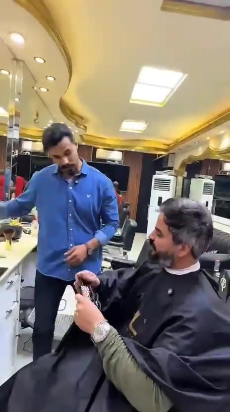 هل تعبت من صبغات الشعر التقليدية؟ 🤔

جرب الحل الأسهل!
شامبو الصبغة الجلاتيني الأخضر 👌

✔️ يغذي ويصبغ بنفس الوقت
✔️ يمنحك لون طبيعي جذاب
✔️ بدون تعقيد أو وقت طويل

متوفر باللون الأسود والبني ✨
اختار اللون اللي يناسبك وخلي شعرك يتكلم عنك!
اقوى عروض تحطيم الاسعار.       🔥   مجمع بنوتات   ✨
وصلتنا بضاعة جديدةةةة 😍😍😍🥰🥰🥰
( متميزون بصناعه الجمال ) _ يتوفر لدينا
كلشي يجي ابالكم _ وارخص الاسعار تلكوها بس عدنا

#تجهيز حسب الطلب الزبون    

 بأسعار منافسة وحصرية 

تابعنا واستغل عروضنا
الثقة اساس تعاملنة 💜 👇👇👇👇
خليكم ويانه بكل ما هو جديد و اجمل❤
تألقي وكوني نجمة لامعة 💫
معنا تجدون كل ماهو جديد ومميز
 # مجمع بنوتات
شارع ام عياش قرب عارضه
مقابيل افران الغري
مجاور ازياء كجول
      💙💜 للاستفسار إتصال على أرقام التالية 💜💙
☎️*********** *********** فايبر واتساب
موديلات عصرية جميلة تناسب جميع الاذواق والمناسبات 
استلام مباشر
الفحص قبل دفع الحساب ومن حقكم الاسترجاع بوجود المندوب
توصيل جميع محافضات العراق
