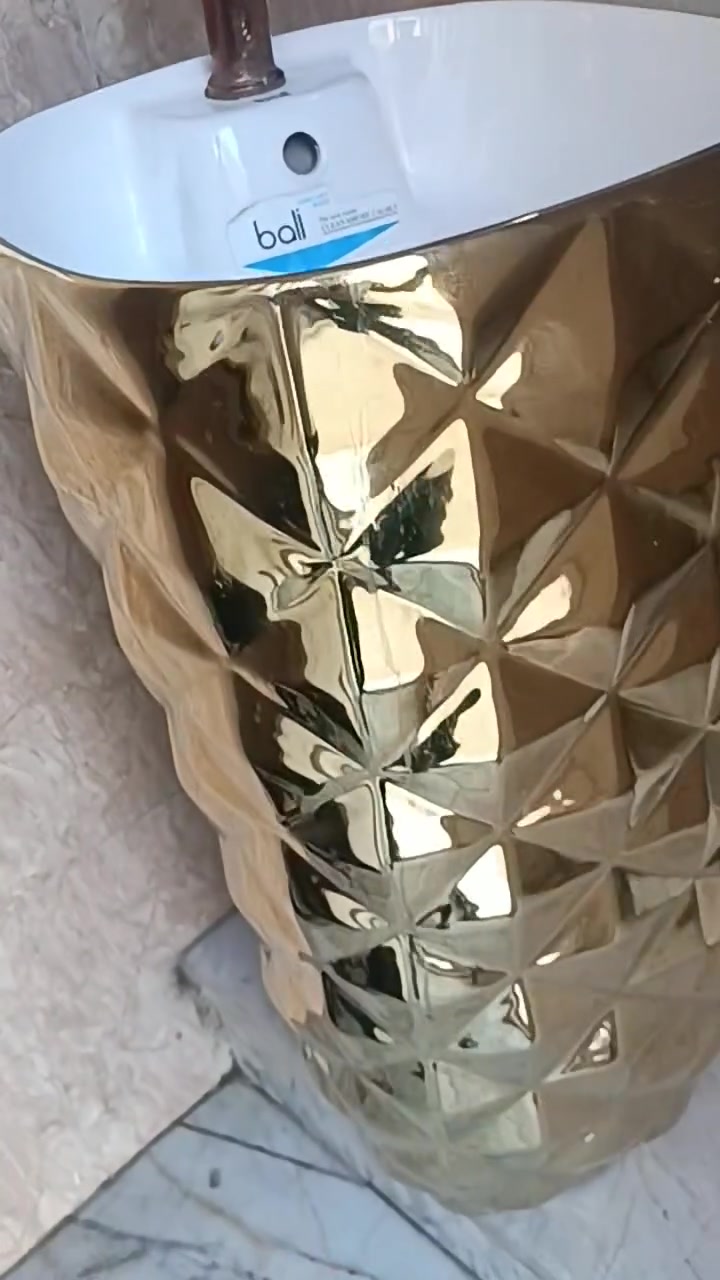 مغسله حديث لبيع ***********
