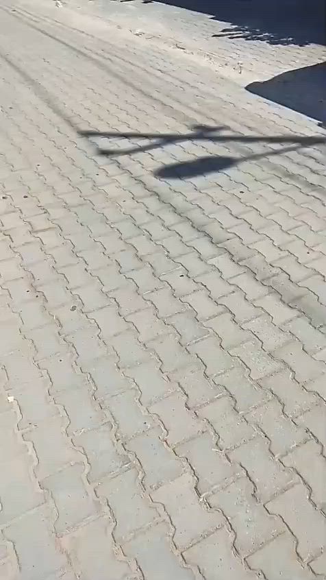 دار للبيع بنيان قديم في منطقة هوير عكاب (شارع الحاج ناصر )
يتكون من غرفتين وهول ومطبخ وصحيات 
مساحة الدار 100 متر سعر خاص***********
