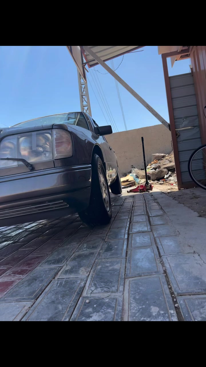 السلام عليكم مرسداس مديل 88 محدثه دخل وخارج 94 بيبي شباح جهزه عله اخر حبايه مطلوب مراوس  ام عيون قواصه    سياره بسمي سنويه 31 هزه بعده سنه له تصقط  مداور شوكت متريد  مكينه وكير كرتون عله ساستام مامل ام عيون مكينه وكير واكسل وبصمه وشاشه  كيجات  حداديه تخم تاير كله جديد فتحه شغله طكتين مكاني كربلاء  ***********  شعندك مراوس نزل واني دخلك

