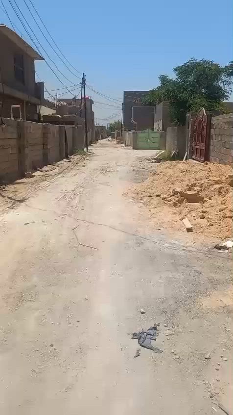 بيت مساحه 300 متر واجه 15 متر مساحه بناء  200 متر وحديقه جانبيه مثل ماتبين بالفيديو يبعد عن الشارع العام 200 متر تبليط لحد البيت طابو زراعي سند 25 تحويل باسم المشتري بطابو حله سيف سعد ورديه خلف معمل بلوك ابو كيره قرب المولده السعر 83


**إذا كنت صاحب هذا الإعلان وتريد حذفه لأي سبب، رجاءا أرسل رسالة إلى الدعم الفني**