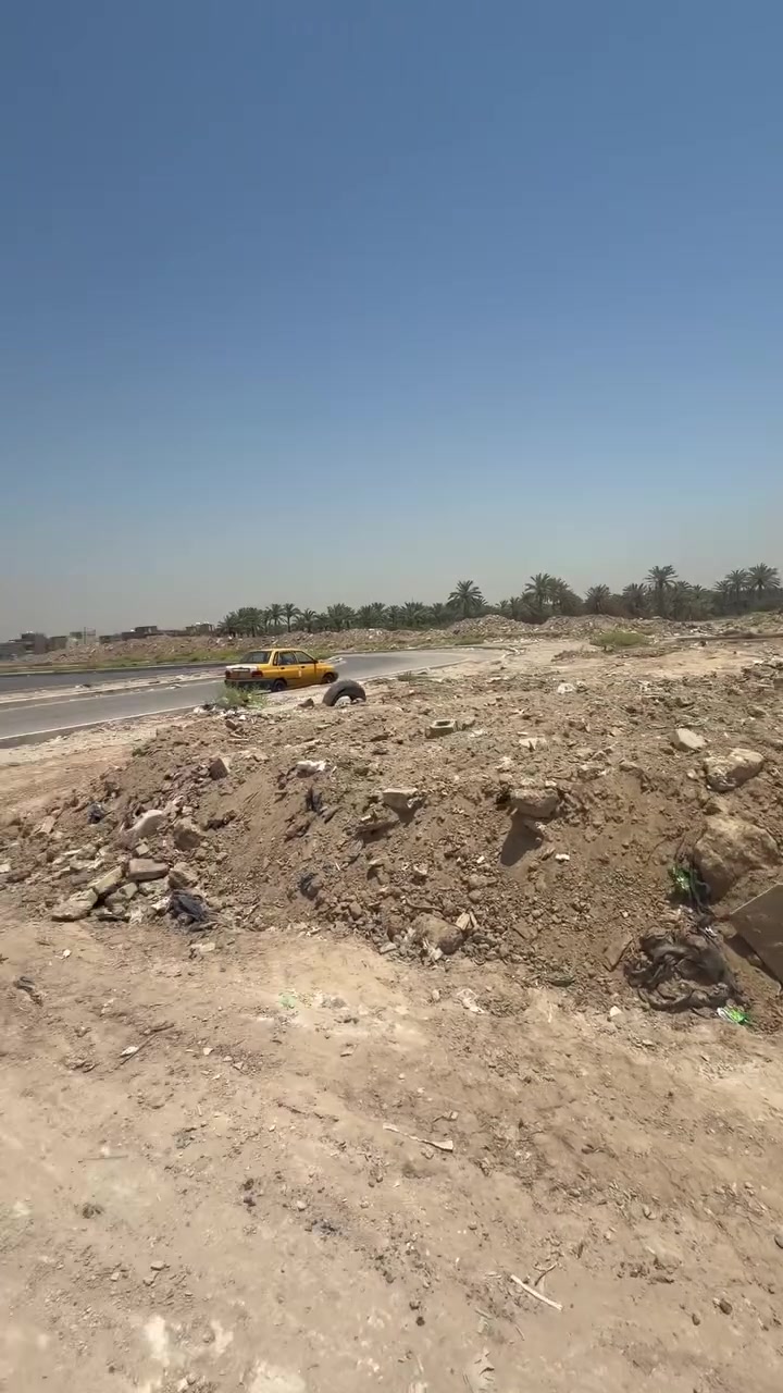 قطعه ارض للبيع زراعي 
موقعه الزعفرانيه الامانه شارع 40
المساحه 200 متر 
السعر 25 
اخوان محتاج لعمليه مابيع بهيج سعر بس متوازي 
رقم الهاتف ***********
