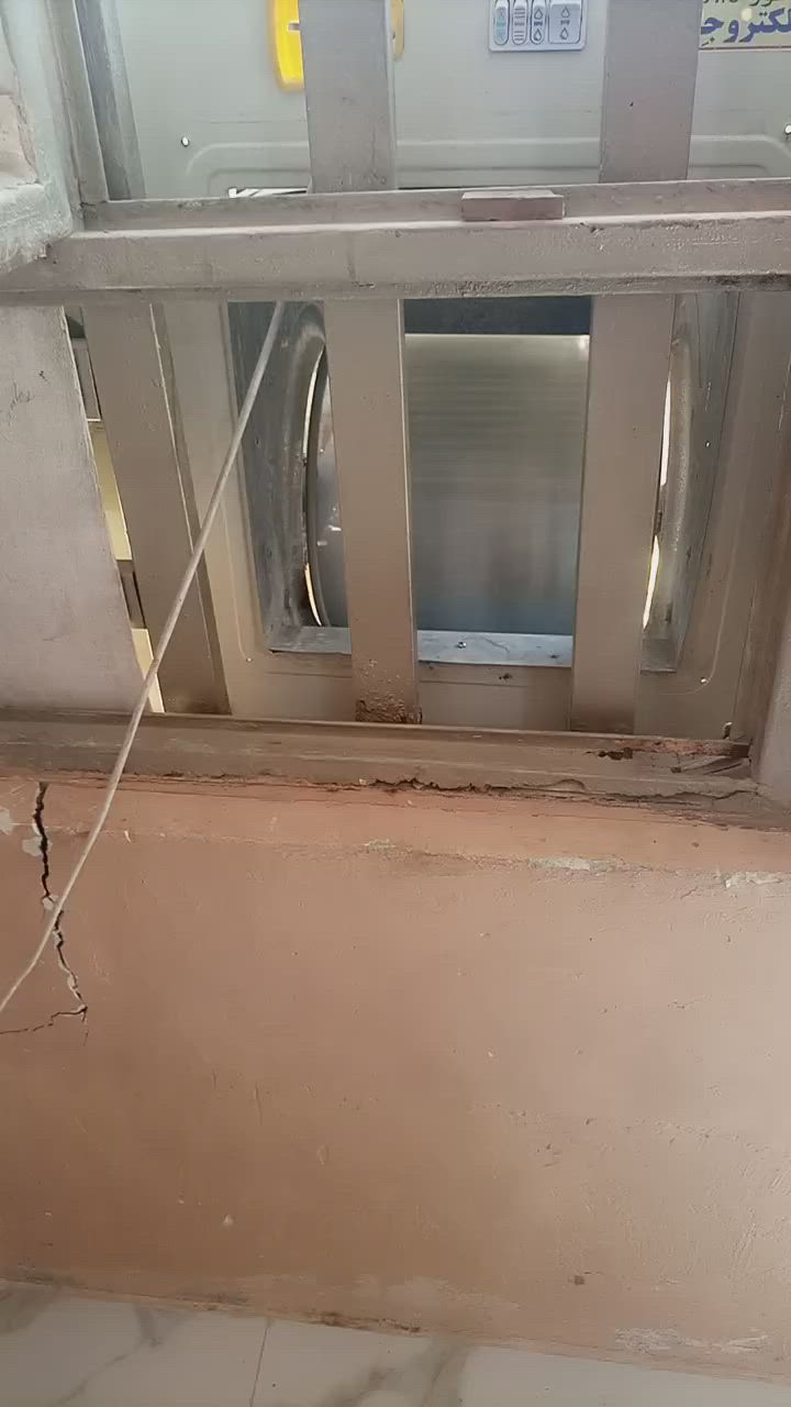 السلام عليكم مبرده اخت الجديده مثل ماموضح بل صوره 125اوبيهامجال _كربلاء_حي النضال رقم الاتصال _***********

