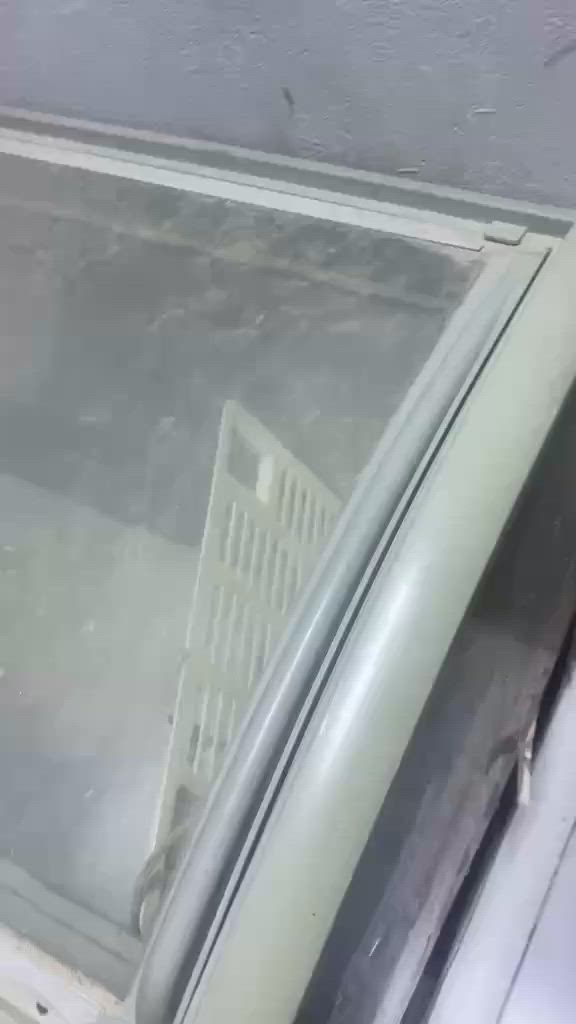 السلام عليكم مجمده للبيع تجميدها خير من الله الدوره الميكانيك للتواصل ***********

