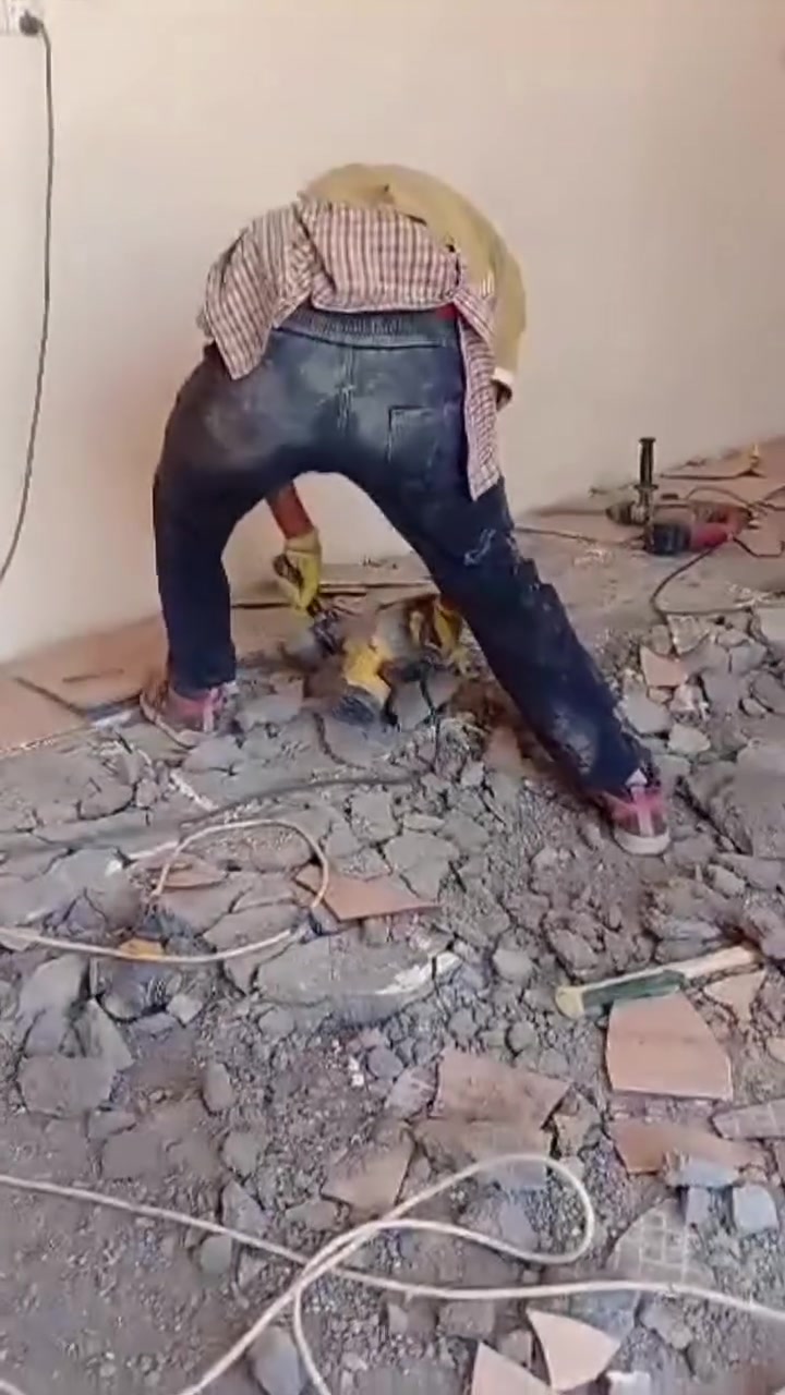 🔨 هدم وترميم الدور

✅ هدم كلي وجزئي
✅ تقشير الجدران
✅ قلع الأرضيات
✅ تبليط الأرضيات والجدران
✅ جميع أعمال البناء والترميم الحديث

📞 ***********
