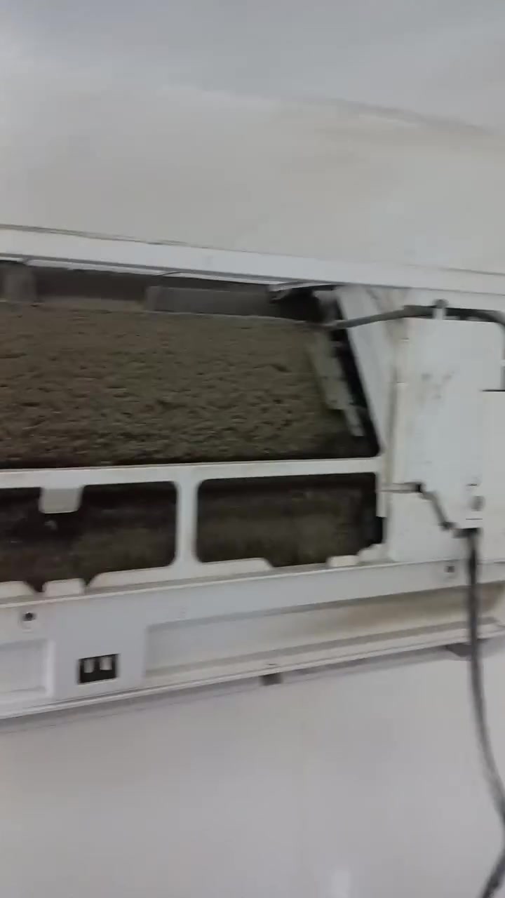 مستعدون تغسيل وتنظيف وتركيب السبالت باسعار مناسب الارقام***********
***********
