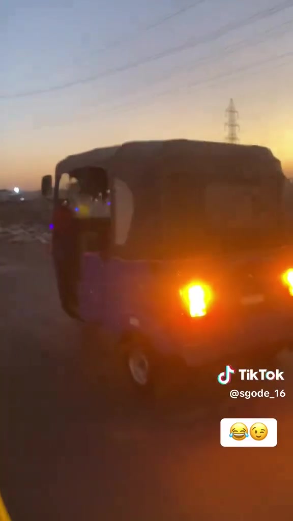 شباب سلام عليكم تكتك موديل 22شهر 11مضلع كفاله كلشي بلادي سعر 10وربع وبيه مجال قليل مكان بغداد نهروان محرك مكفول ما مفتوح ولا ينقص ولا يبخر لا تاخبرني وتكلي شبيه ما بيه بس شراي يتصل ***********
