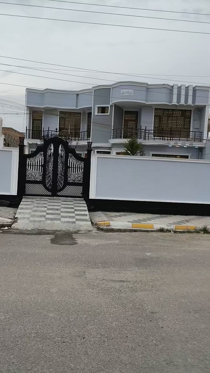 بسم الله الرحمن الرحيم
✨ ڤلــة فاخــرة للبيع – مساحة 500م ✨
📍 شارع الملعب / واجهة على ملعب الرفاعي

فرصة ذهبية لاقتناء ڤلة سكنية راقية بموقع لا يعوّض، بناء فول مواصفات من الحديقة إلى أدق التفاصيل…
كل شيء واضح بالصور والفيديو.

للاستفسار والتفاصيل:
📞 ***********
📞 ***********
مكتب الركابي للعقار
التميز في العقارات
