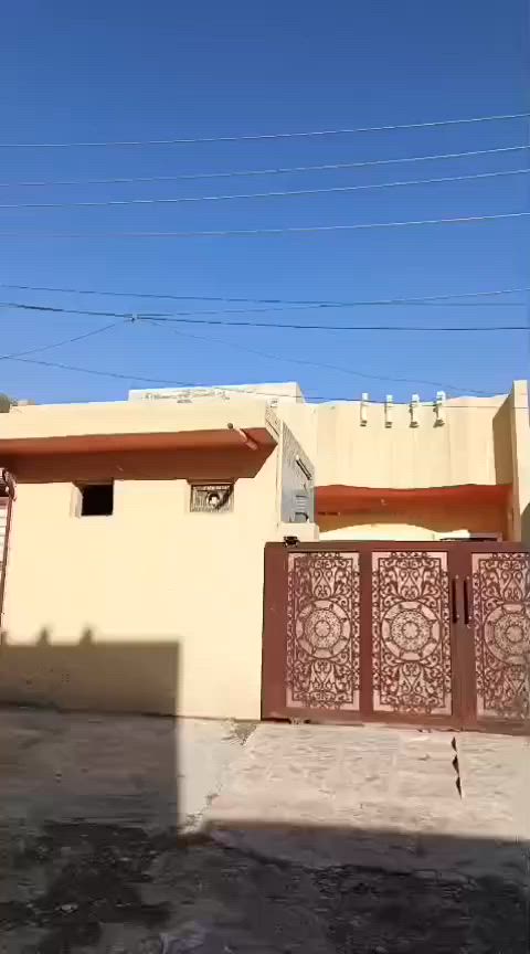 دار للبيع الديوم المربع الذهبي
طابق واحد مساحة 200 متر 
يحتوي الدار على غرفتين نوم
صاله واستقبال ومطبخ 
صحيات وكراج ومحل 
سنة البناء 2024
شارع 15 متر 
بناء حديث على أيد صاحب الدار 
للاستفسار والاتصال 
***********
