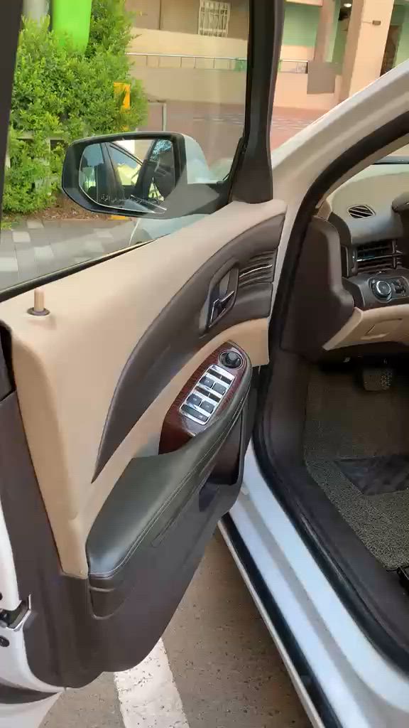 السلام عليكم
ماليبو موديل ١٣ خليجي  محرك 2400  
كير جديد 
منظومة تبريد جديدة راديتر ماء جديد  تخم اذاين جدد صدر جديد امامي وخلفي كامل شاشة اندرويد  هاندبريك بصمه دواخل السيارة جدا نظيف . تخم تايرات جدد باتري جديد 
دسكات  جدد 
بيها صبغ  نص باب ودوسه والدعاميه  الاماميه مبدله  بحادث في بغداد والبنيد مبدل بلاد بلون صدفي 
رقم سليمانيه باسمي تحويل مباشر  
ما بيها سونار. انته افحص براحتك وديها وين ما تريد ترايك. وين ما يعجبك 
لظروف خاصة  عارضها للبيع. 80 ورقة. بيها مجال 
راسل او اتصل ***********
