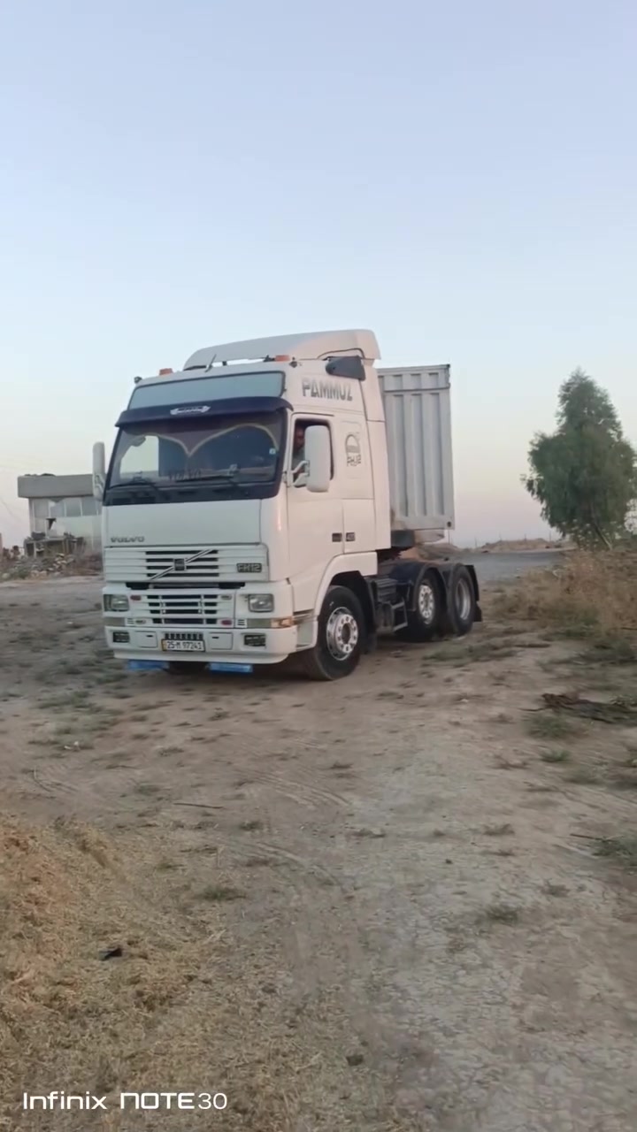 فالفوشخاطه سنكل امامي ٢٠٠٠ رقم كركوك بسمي خاليه منح كل عيب جاهزه للشقل ابيع هيه ولبودي البودي نساف ٤٧ طن حموله نضيف ششاصي ١٨ فول ‏‪***********‬‏ رقم،رايده ٢٢٥ ورق معه البودي
