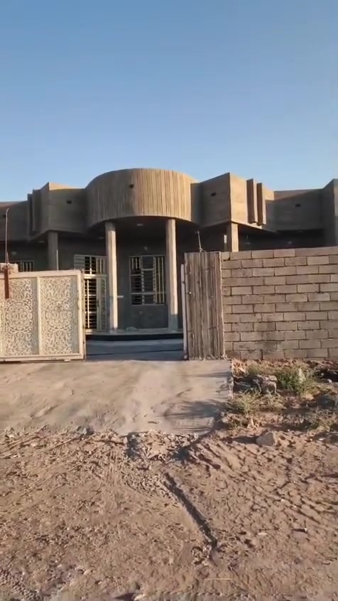 السلام عليكم
دار للبيع زراعي بيجي حي التأميم قريب على ملعب التأميم الرياضي
المساحه 300م والقطعه ايضا مساحتها 300م
المساحه الكليه للبيت والقطعه 600م 
يتكون من استقبال🏫هول🏫مطبخ🏫صحيات🏫صاله وسطيه🏫غرف عدد2
الدار زيرو جديد بناء حديث 
وشغل الدار درجى اولى 
باقي التفاصيل داخل الفيديو
للاستفسار الاتصال
*********** اتصال+واتساب
*********** اتصال فقط
ليث الدليمي

السعر46مليون وبيه مجال
