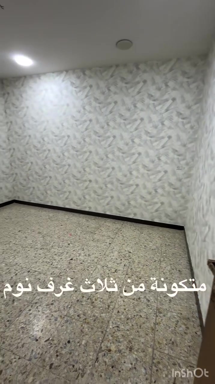 شقة للأيجار موقع مميز زيونة 710 مقابل جامع وهيبهر باعِ فرج متكونة من ثلاث غرف نوم + مطبخ + حمام جاهزة ومكملة من كلشي للاستفسار التواصل على الرقم
***********
