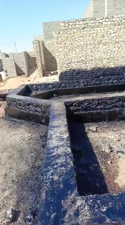 الطائر لا يعرف أين سيكون رزقه غدًا،
ومع ذلك يغادر عشه كل صباح بثقة.

فاجمع بين السعي والتوكل،
وسترى كيف يفتح الله لك أبوابًا لم تكن تتوقعها.

بسم الله والصلاه والسلام على رسول الله ،عملي في قضاء هيت منطقة حي،(العسكري)تم تزفيت قطعة أرض ماده القير من الرطوبه الارضه تم تزفيتها قاطين قاط الأول اساس والقاط الثاني جير جبهه ثخين داخل وخارج قطعه الاخ أبو روان الجوعاني 
✅ مستعدين لتزفيت القطع الأراضي والرباطات والجدران والارضيات من الرطوبه الارضه ماده القير درجه اولى 
✅ مستعدين لتقيير الأسطح والمباني الحكومية وتقيير احواض الماء من الرطوبه الارضه 
✅وعمل ماستك السطوح وتصليح الماستك القديم كوي واضافة 
✅وعمل ماده الايزوكام الدرجه الاولى عازل حراري 
✅وعمل ماده البيضاء للاسطح بكافه انواعها شبكه او بدون شبكه عازل حراري 
✅عمل وفرش الباد السعودي 

📍 جوده في العمل وجوده المواد وبأنسب الأسعار 

📞 الأتصال والاستفسار        ***********   ابو آدم المحمدي
