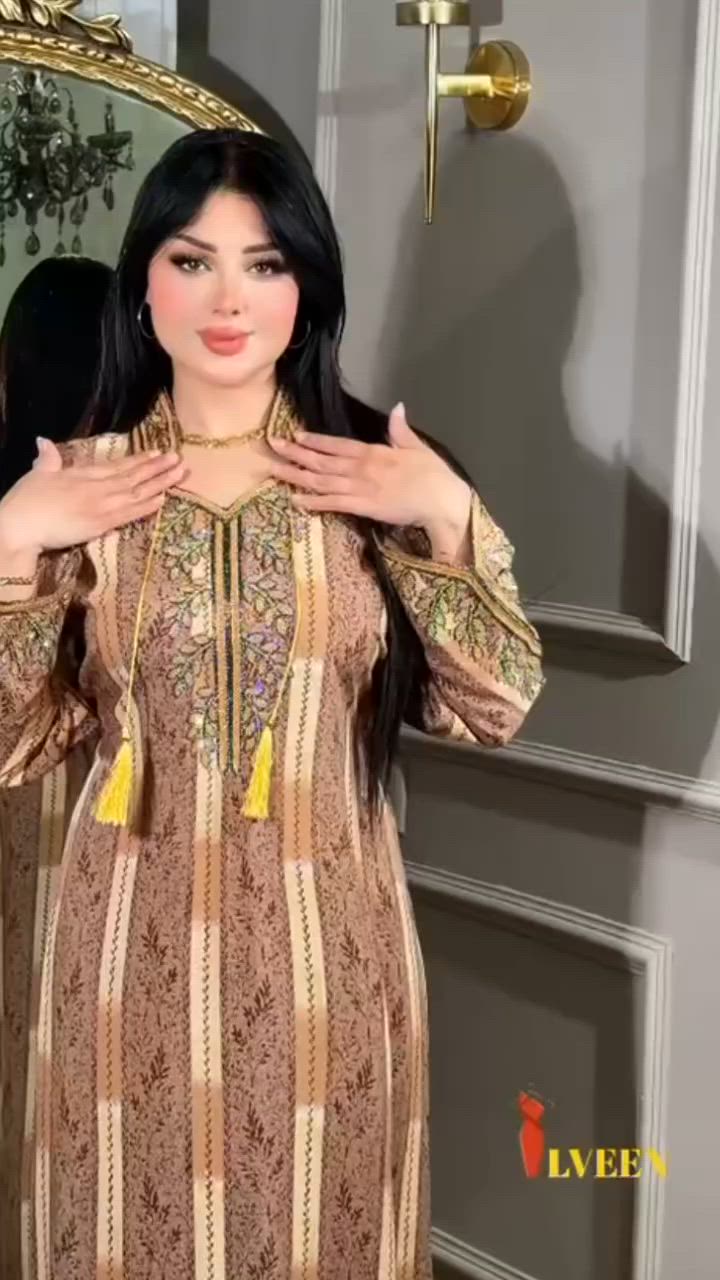 كشمير مشجر دبل صبغ 
القياسات l Xl XXl
بيعنا جملة فقط 
يوجد خدمة توصيل الى جميع محافظات🇮🇶 العراق ***********  🚚
سعر الدرزن  140الف  
الدرزن اربع الوان
