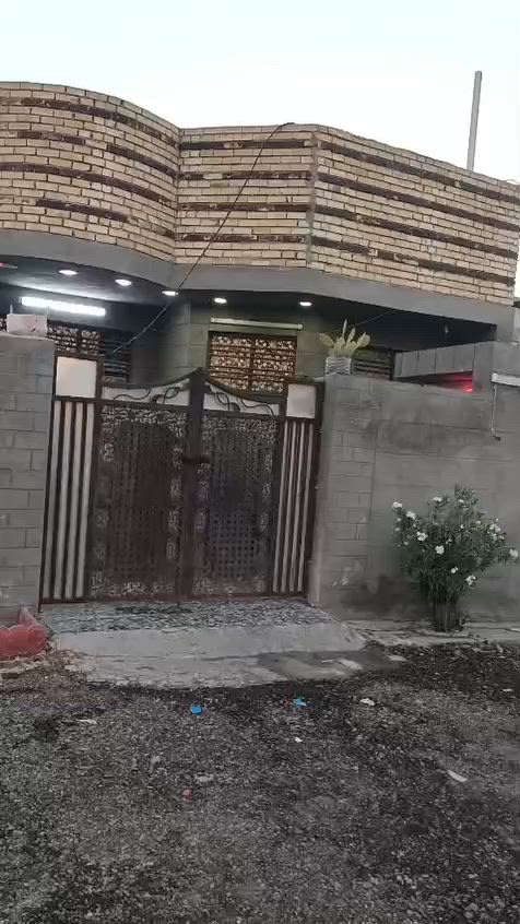 سلام عليكم 
بيت البيع بحي دجله مقابيل حي نصر 
رقم ***********
