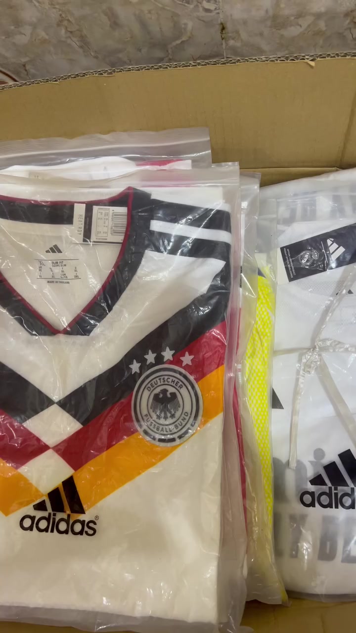 نسخة لاعب شعار جيلاتين ***********
