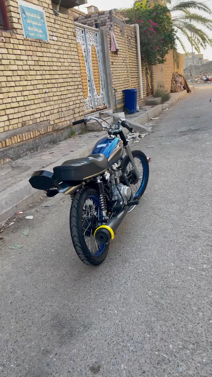 عمي هاي دراجه مفولهه للاخير للبيع
توه معمره ماصارله 20 يوم شاصي نامه بلاد مديل 26 اوراق استنساخ مكينه هونده بطله ودراجه شادله تاير بطح خلفي وصدر باكستاني الاصلي وكاك وفلتر بانزين رياضي ووياله نيرجي مديل 12 وكابريتر حجم 200cc دراجه مال زماط شرط متعوب عليه دراجه الله شاهد 
السعر خاااص 
عنواني الناصريه مركز حي الشهداء 
رقمي ***********
