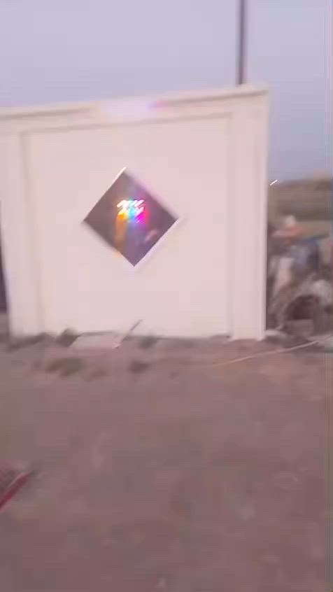 سلام عليكم قطعه زراعي ٥٥٠ متر بناء هيكل

حديث٣٠٠متر يتكون من ٣ غراف وصاله ومطبخ ودوانيه ومناور وصحيات دخليه وخارجيه قريب  معمل غاز عل حولي شبابج درجه اوله بيبان درجه اوله رقم هاتف ***********
