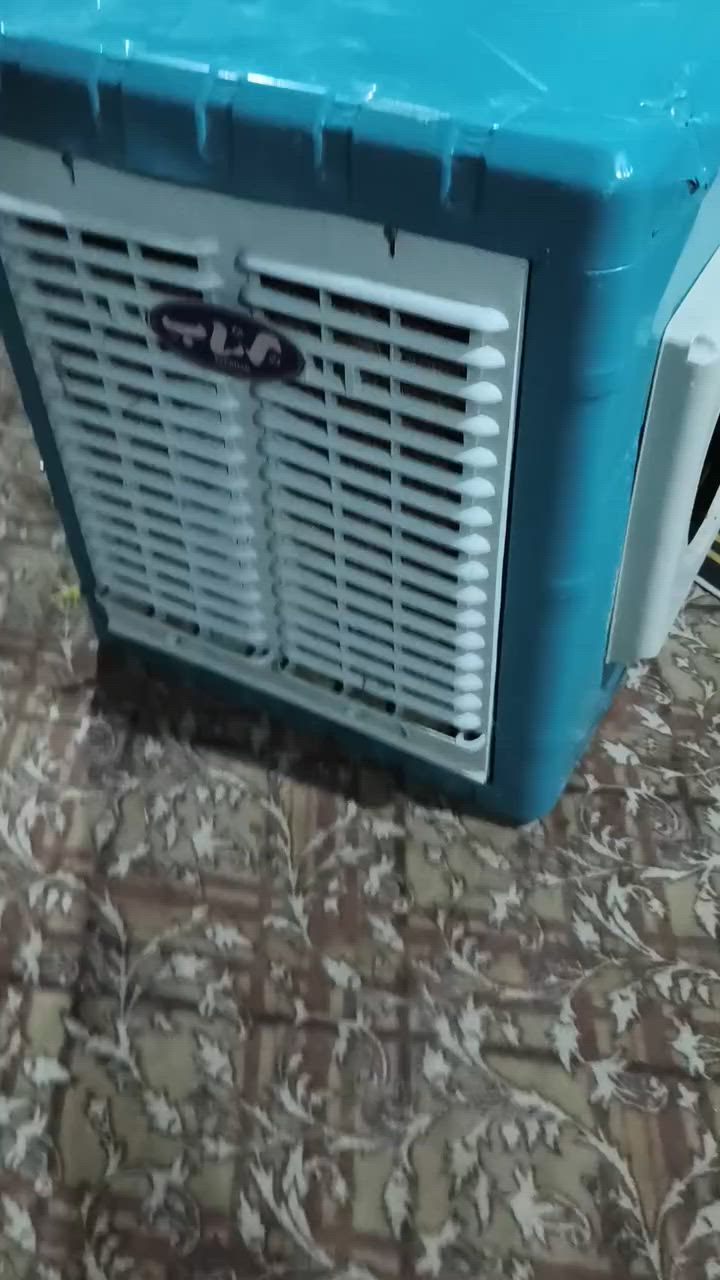 السلام عليكم مبرده للبيع نظيفه استعمال قليل كلش سعر 100
***********
