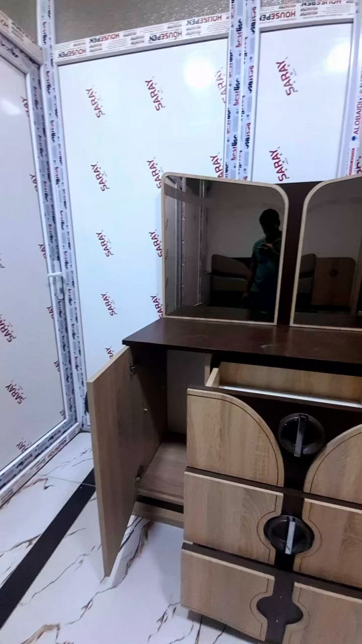 السلام عليكم اخشاب بسعر مناسب 
***********
