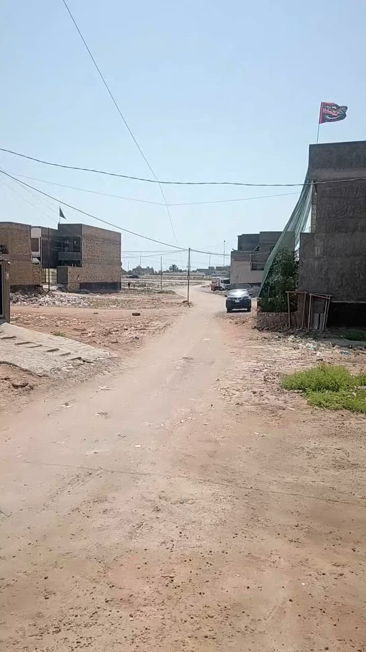 السلام عليكم اتريد كله القطعة تريد
100م الفارغة فقط بسعر مناسب الاستفسار اتصل ع ***********

