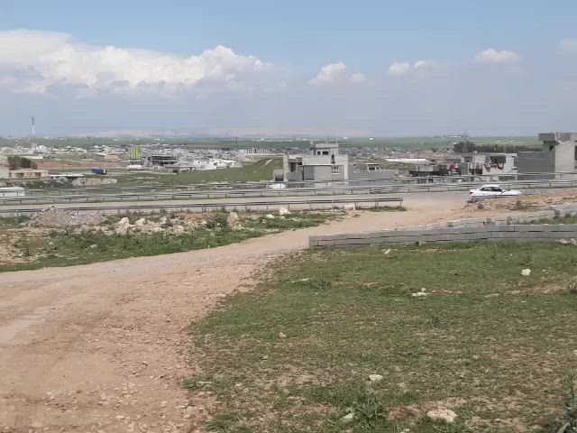 ارض للبيع القوسيات حي الزيتون المسا حة ١٦٥ # *********** # ***********
