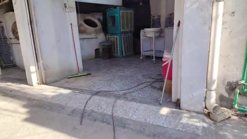 غراض مخبز للبيع المكان بغداد الشعب حي البساتين اي استفسار على الخاص او على الرقم***********
