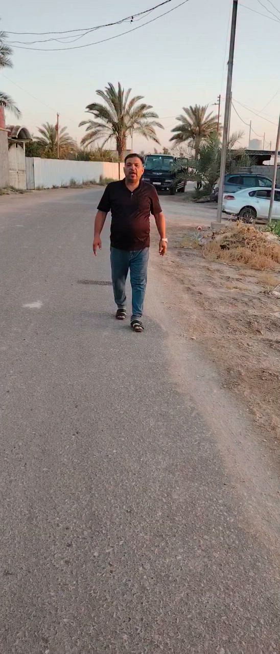قطعه للبيع المساحه ١١٠٠ يبيعك ١٠٠٠ العنوان موجود بلفيديو رقم صاحب الأرض *********** للاستفسار أكثر اتصل عل صاحب الأرض
