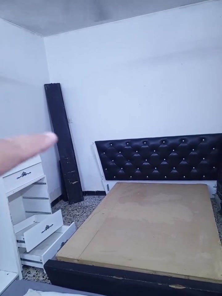 🛑 مجاناً ،،، غرفه تركيه الي يريدها يجي ياخذها اليوم بلاش ....
المكان بالزعفرانية
***********
