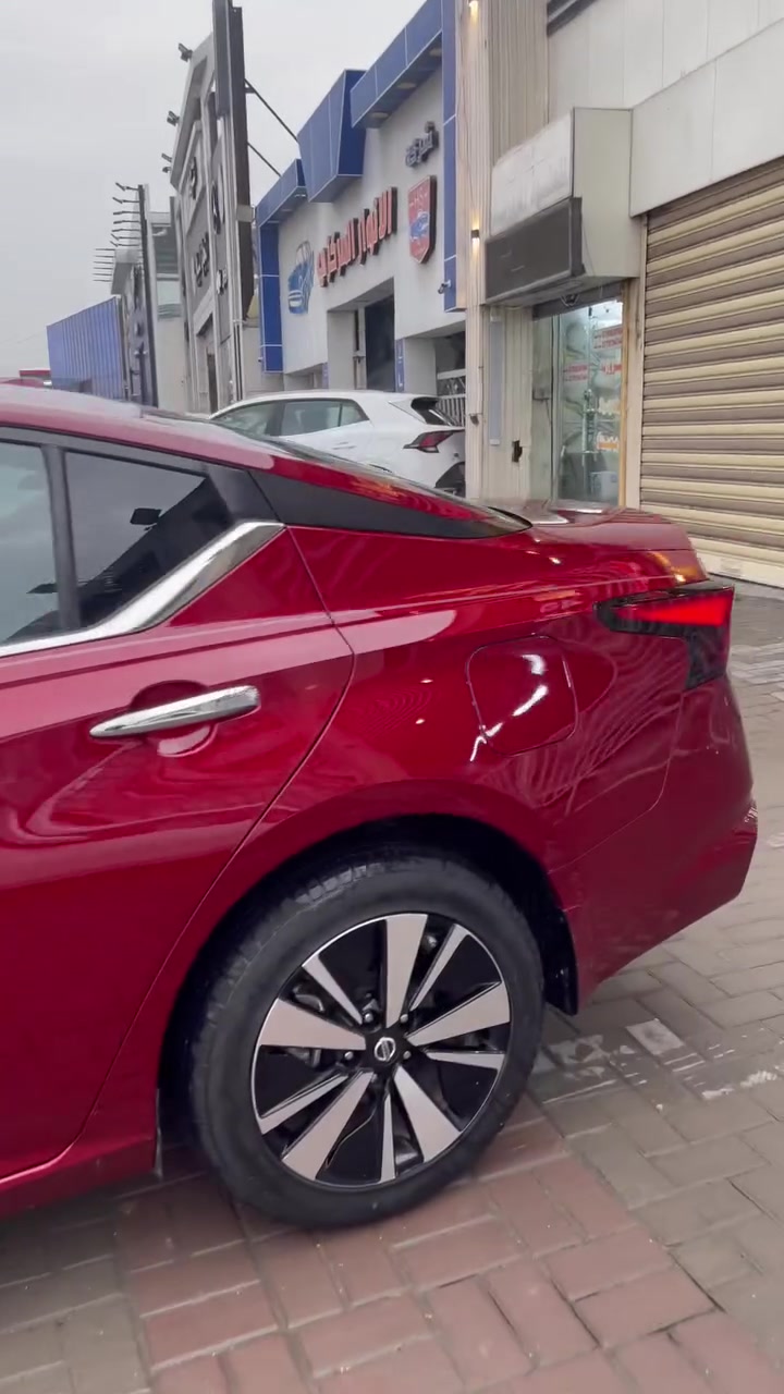 نيسان التيما 2022 AWD
مواصفات SV فول عدا فتحة سقف 
ضرر كلين فقط الدعامية بدون قطرة صبغ بدون دواخل بدون ايرباك
ماشيه 55M لون كرزي 
محرك 4 سلندر 2500
نظام صوتي نقي 
شاشة وسطية Touch Screen 
كاميرا خلفية ورادرات امامي خلفي 
تنبيه خروج عن المسار ومثبت سرعة
بصمة تشغيل عن بعد وباقي المواصفات معروفه
تايرات وبطارية جديدة 
رقمها سليمانية وسنوية جديدة بأسمي كاملة

1N4BL4DW0NN382925
سعر 155 وبيها مجال وتدلل
عنوان تكريت 📍
رقم هاتف ***********
