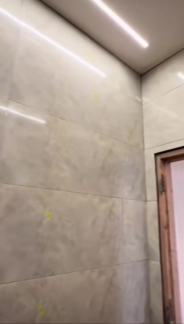 السلام عليكم بعد ازن الادمن كادر مصري درجه اولي تسليم مهندس ارضي وا جيداري ***********
