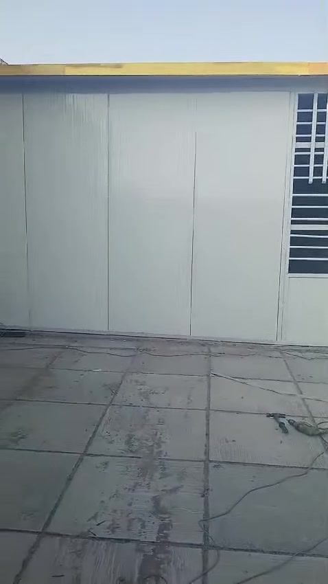 يا الله من النجف الاشرف معمل تصنيع الكرفانات والجملونات والهياكل الهندسيه والمحلات التجاريه وكافه الاعمال الهندسيه وتسقيف السطوح والغرف النوم والمخازن والهياكل الهندسيه يوجد عندنا عمل متخصص يشتغل باب شباك كرفانات جملونات والكيسبان والدرج الخارجي للمنازل الرقم ***********
***********
