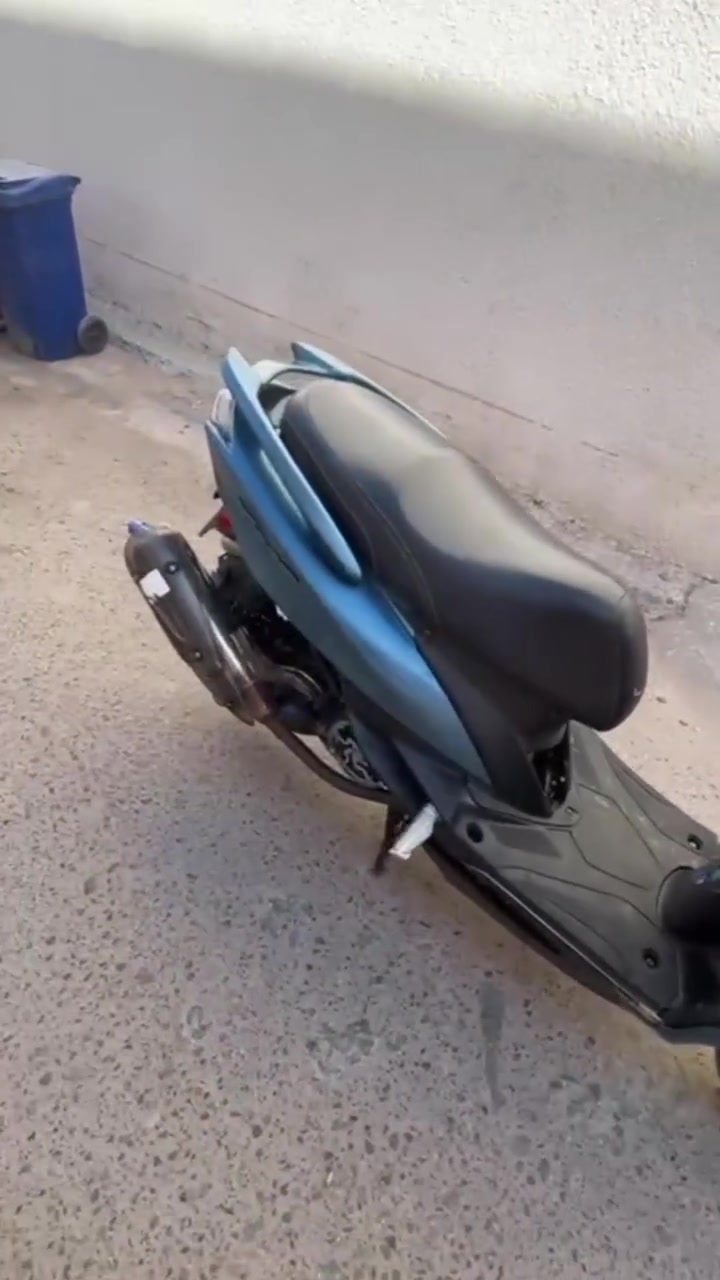 سلام عليكم دراجه لبيع سكنس شمعه يابني دراجه بيه هواي غراض ـ بغداد جميله ***********
