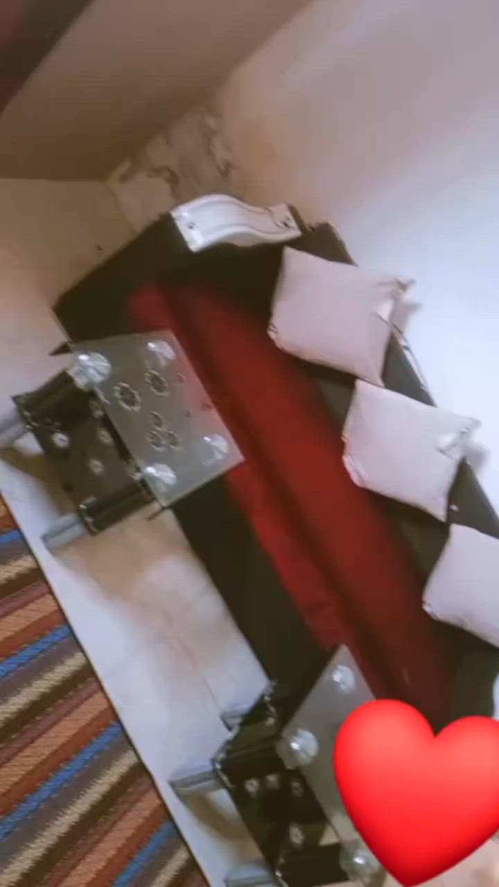 تخم نضيف مابي اي ضرر 10مقاعد وهديه كوشات وتلبيسات ابيعه لان محتاجه


**إذا كنت صاحب هذا الإعلان وتريد حذفه لأي سبب، رجاءا أرسل رسالة إلى الدعم الفني**