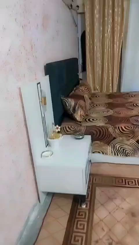 السلام عليكم 
غرفة اخشاب تركي عشرة قطع جديدة سعر 650
ثلاجة جديد سعر 200
طباخ 100
الكاونتر   175


**إذا كنت صاحب هذا الإعلان وتريد حذفه لأي سبب، رجاءا أرسل رسالة إلى الدعم الفني**