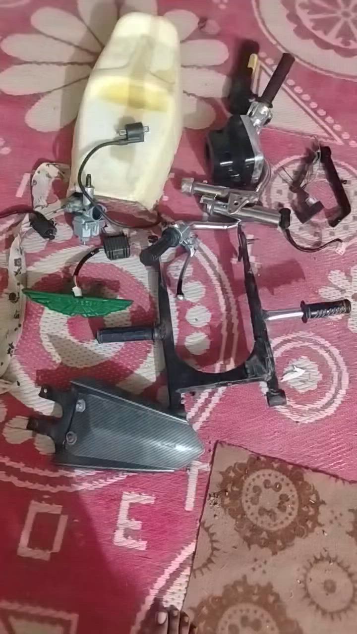 سلام عليكم غراض للبيع بسعر مناسب ماشه +سكان كامل + لايت +قاعده كشن سي دي اي + كويل عدد ٢ + كتف + ابطاله لايت +ستان صفح + مدكر رياضي +علامه +قمجي كلج وعداد + بيم ستان+جوزه +كابريتر انتنس أصلي +عقل هوه وفيشه    ليريد يراسلني خاص


**إذا كنت صاحب هذا الإعلان وتريد حذفه لأي سبب، رجاءا أرسل رسالة إلى الدعم الفني**