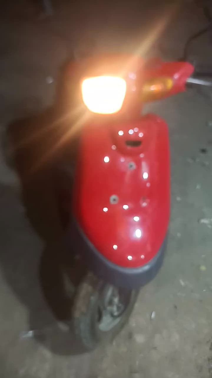 السلام عليكم  زعره خطبن نصافه فول نقص باتري ب8000فقط 300 وبيه مجال قليل


**إذا كنت صاحب هذا الإعلان وتريد حذفه لأي سبب، رجاءا أرسل رسالة إلى الدعم الفني**