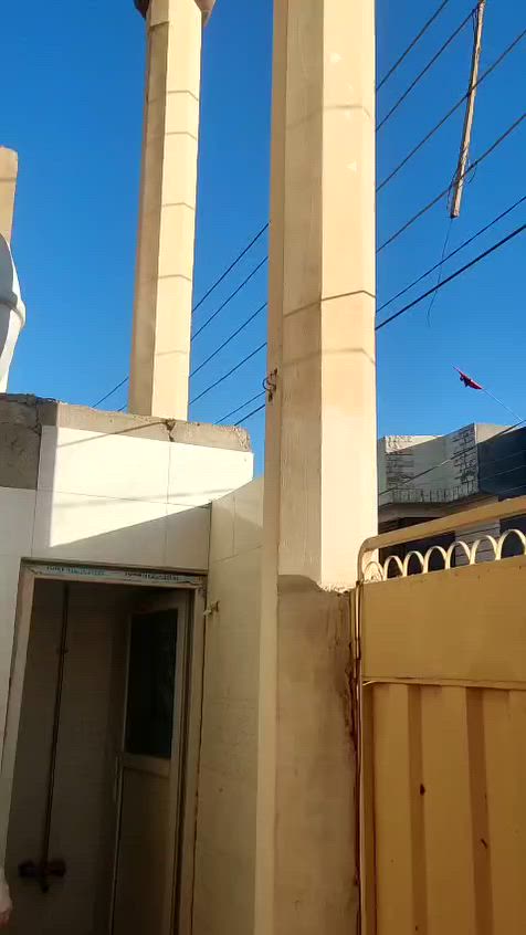 البيع 103متر بحي النضال يم المستوصف  صب نضيف البيت بناء جديد  سعره ميه وعشره وبي مجال ***********
