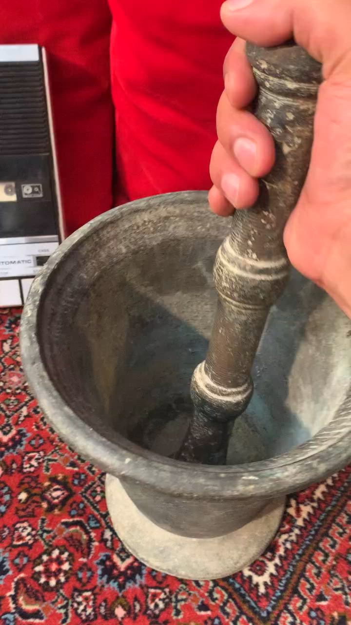 هاون بغدادي قياس 24 ونص يده ق 34
السعر خلص


**إذا كنت صاحب هذا الإعلان وتريد حذفه لأي سبب، رجاءا أرسل رسالة إلى الدعم الفني**