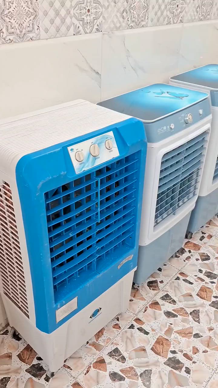 للبيع .. للبيع .. للبيع
 مبردات كونفيرات و براد ماء
و مروحة شحن عامودية

براد ماء شركة دنكا شغال فول
كونفيرات عدد 3 
مروحة شحن شركة سوار 
للاستفسار و العنوان
كربلاء حي السلام قرب مدارس العتبة
***********
***********
(( اَلْحَمْدُ لِلَّهِ دَائِماً وَأَبَداً ))
