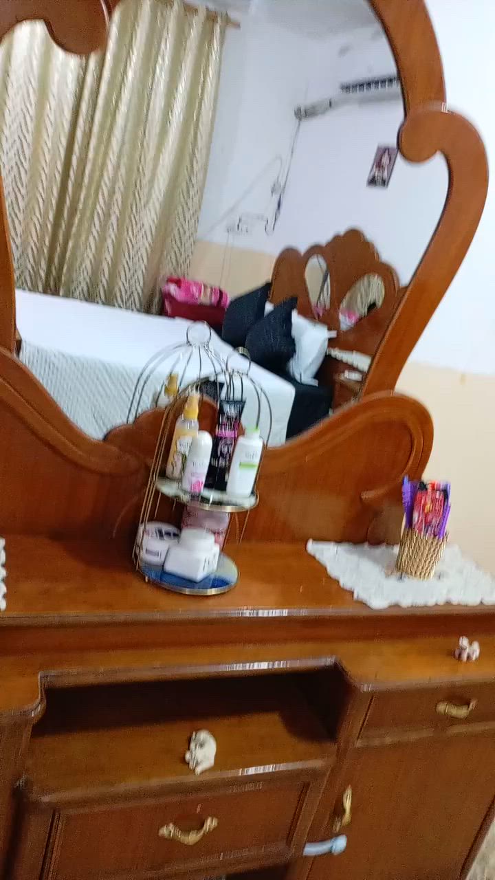غرفه تسكام خشب ثقيل سعرها مليون وربع هيه ودوشكها  وبيها مجال مكان حله مهندسين


**إذا كنت صاحب هذا الإعلان وتريد حذفه لأي سبب، رجاءا أرسل رسالة إلى الدعم الفني**
