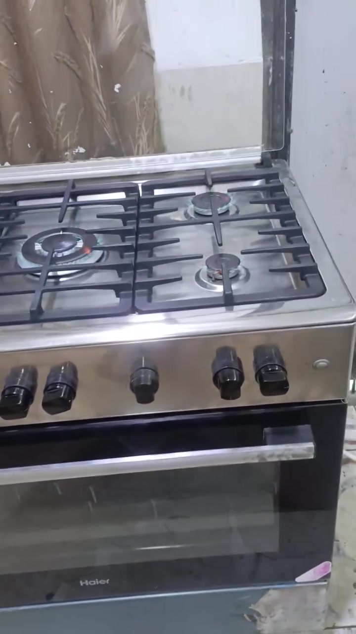 طباخ باله شرط الفحص والنضافه عنوان الزبير متوفر توصيل بصره تواصل ***********
