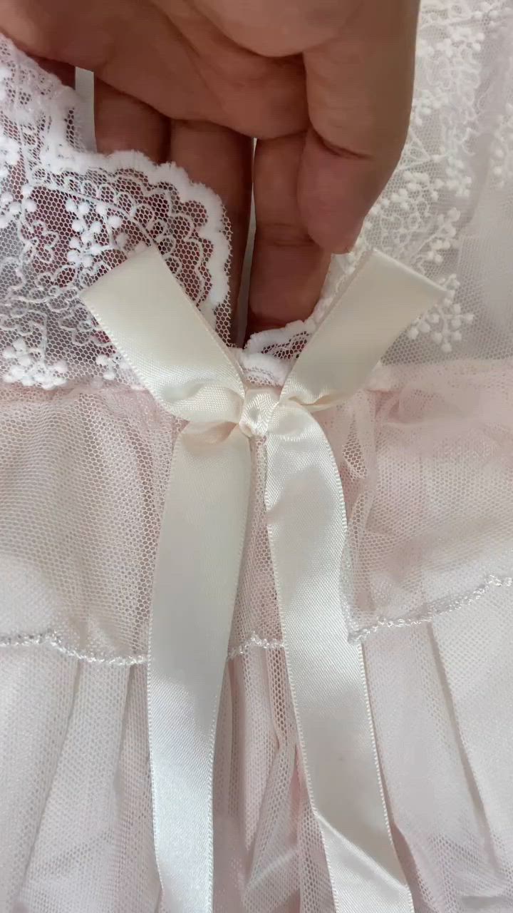 لمسة أنثوية راقية بلون وردي ناعم 🌸

تجمع بين الراحة والأناقة بأطلالة ناعمة ما تنمل 🔥✨

شلحة شيفون مبطن قطن ناعم الاصلي كوالتي عالي 

الأصلي والسعر فقط 15 الف 😍🔥 

متوفر توصيل لجميع المحافظات 

#دشداشةنسائية #لون_وردي #اناقة_ناعمة


**إذا كنت صاحب هذا الإعلان وتريد حذفه لأي سبب، رجاءا أرسل رسالة إلى الدعم الفني**